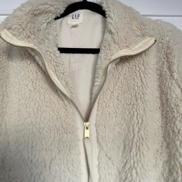 Gap Sherpa Coat - Picture 2 of 2